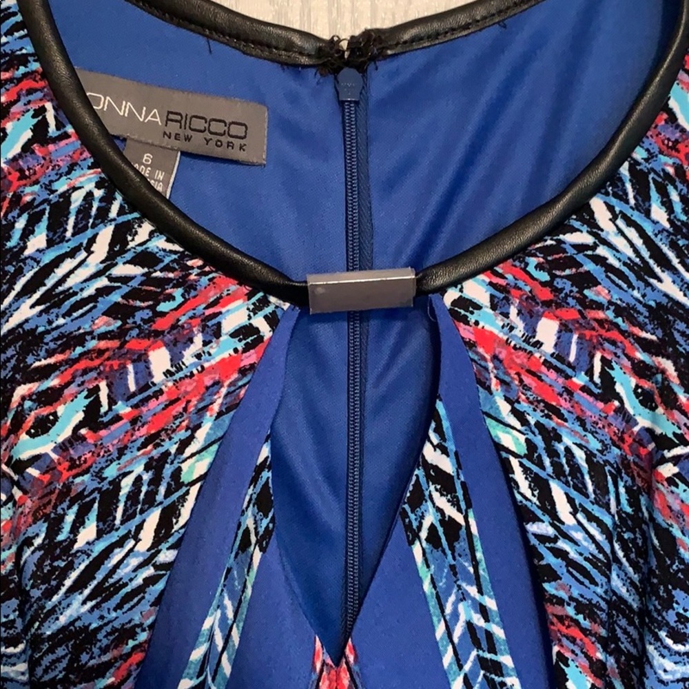 Donna Ricco Keyhole Patterned Maxi Dress - Picture 6 of 7